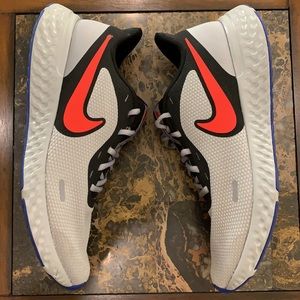 Nike Revolution Running, Gray, Black, & Red Swoosh